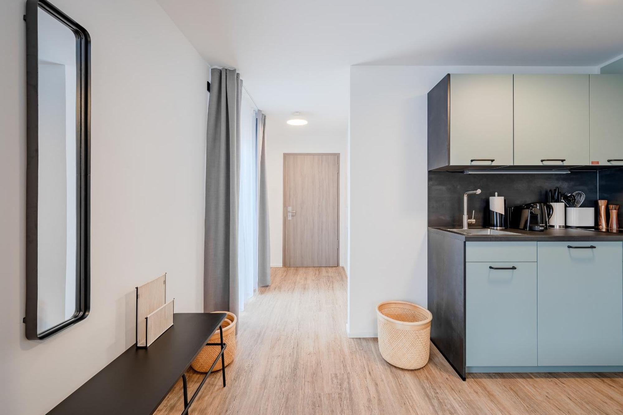Limehome Metzingen Wilhelmstr Værelse billede