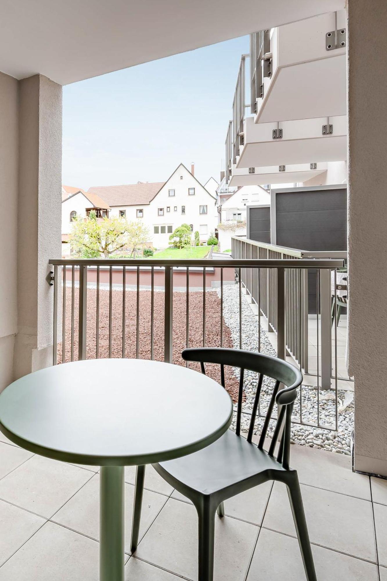 Limehome Metzingen Wilhelmstr Værelse billede